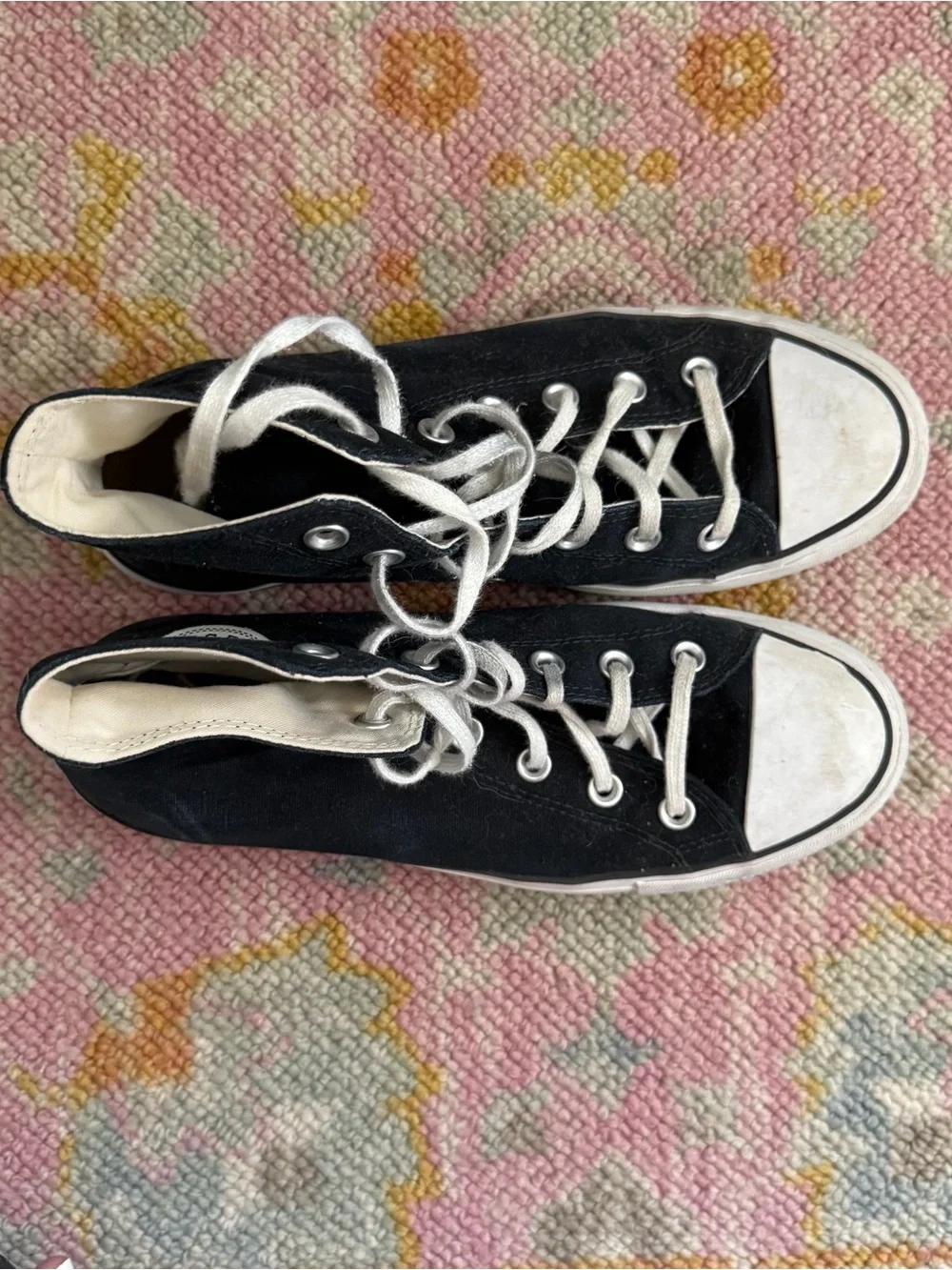 Platform Converse Black & White High-Top Sneakers